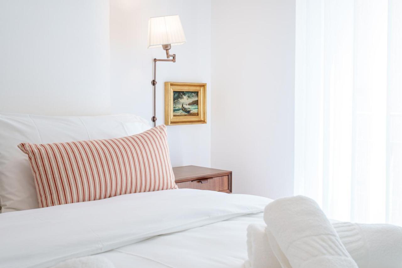 Charming Nazare Apartment-1 Minute To The Beach Exterior foto